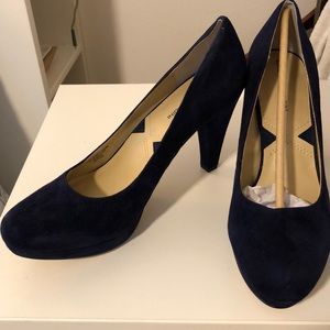 Brand new Adrienne Vittadini pumps